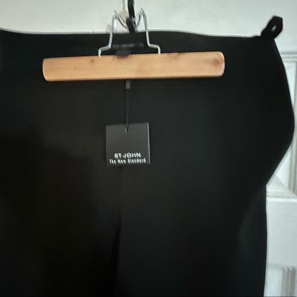 Brand new ST. John pant, The New Standard,size 8 - Picture 5 of 13